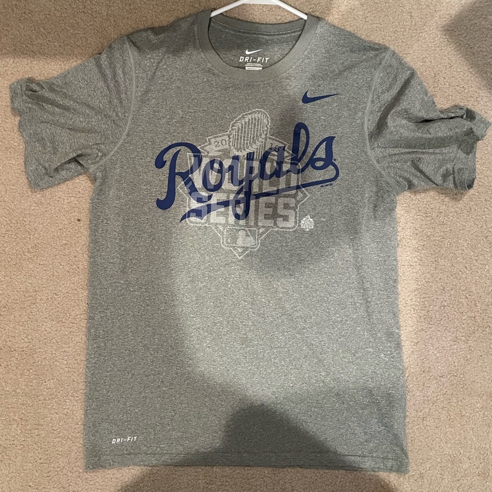 Nike Royals 2015 World Series Champions T-shirt - Size M